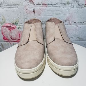 DV Dolce Vita Women's Proxy Sneaker NIB